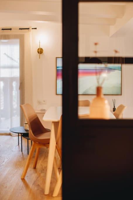 Appartement La Vie en Rose - Luxe, calme&hypercentre - 3* à Annecy Extérieur photo